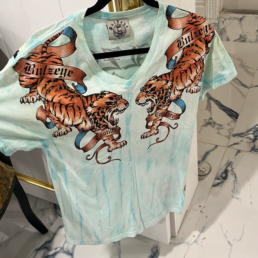 Bulzeye tee